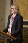 UNESCO Paris Mechthild Rössler am Rednerpult