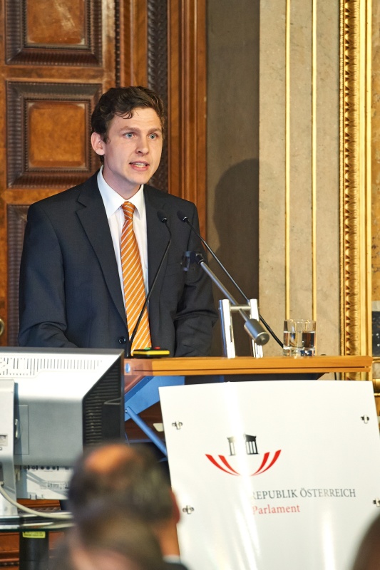 ÖBFA Vorstand Thomas Steiner am Rednerpult