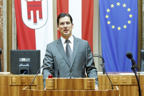 Bundesrat Stefan Posch (OF) am Rednerpult