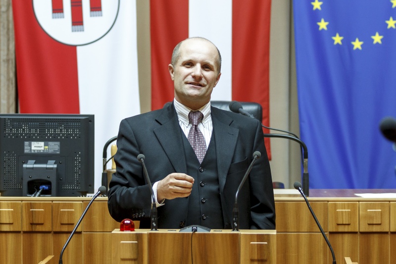 Bundesrat Gerald Zelina (T) am Rednerpult