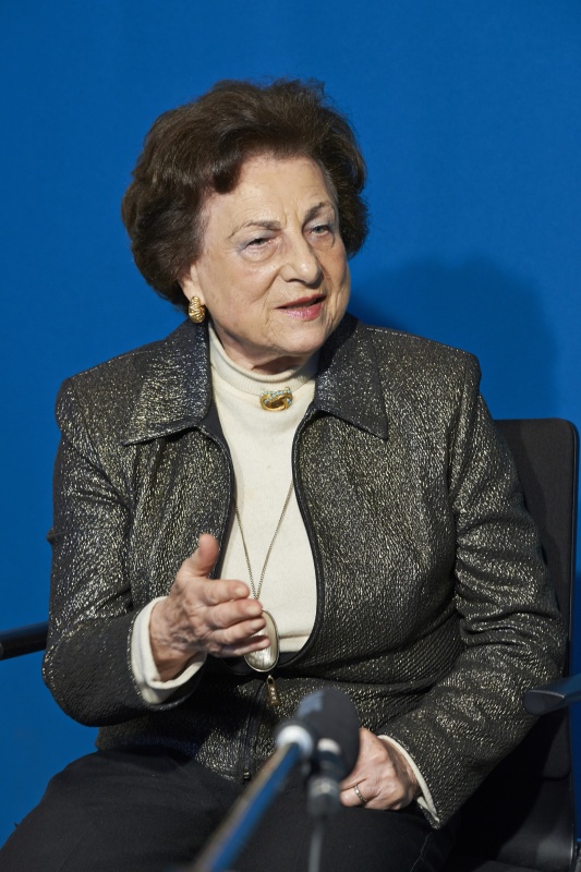 Zeitzeugin Eva Dutton