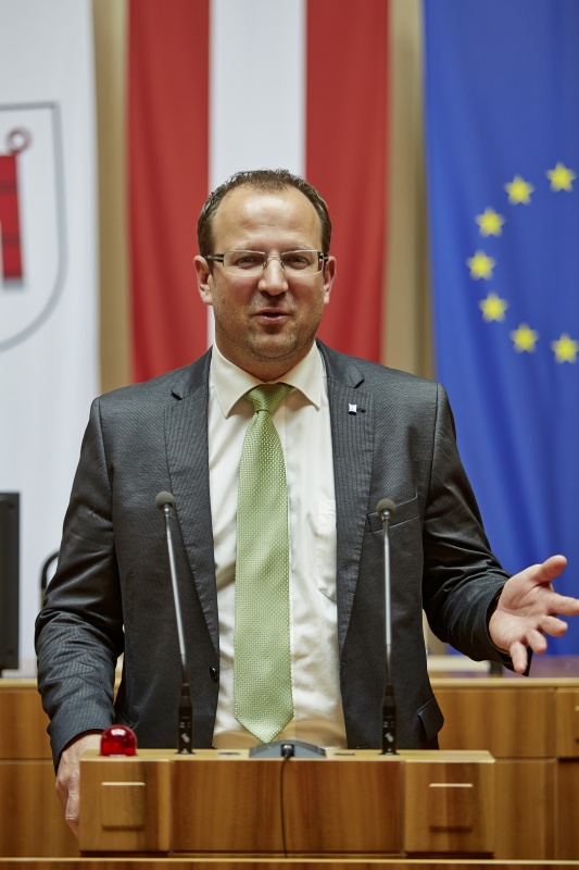 Bundesrat Bernhard Ebner (V) am Rednerpult