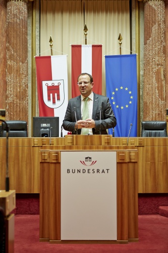 Bundesrat Bernhard Ebner (V) am Rednerpult