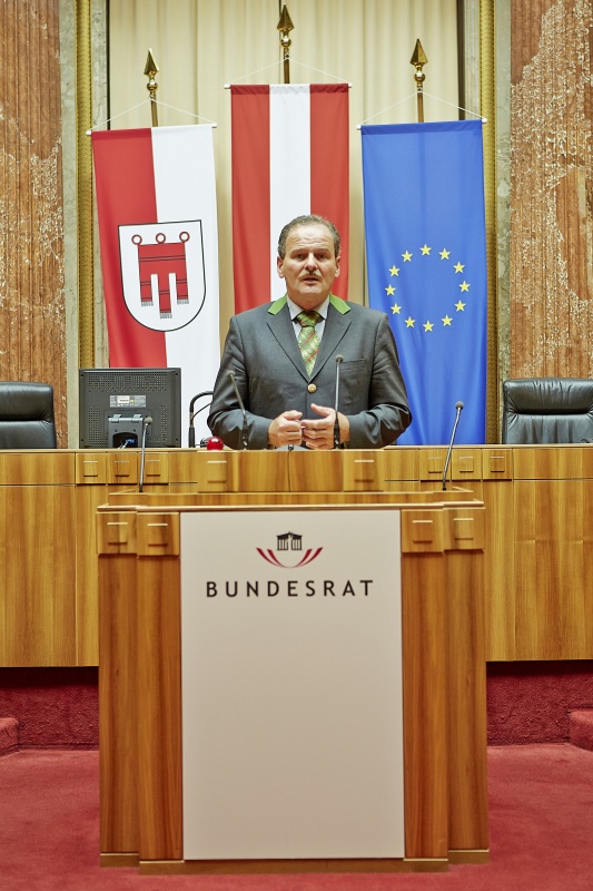 Bundesrat Eduard Köck (V) am Rednerpult