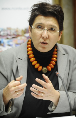Nationalratsabgeordnete Sonja Ablinger (S) am Wort