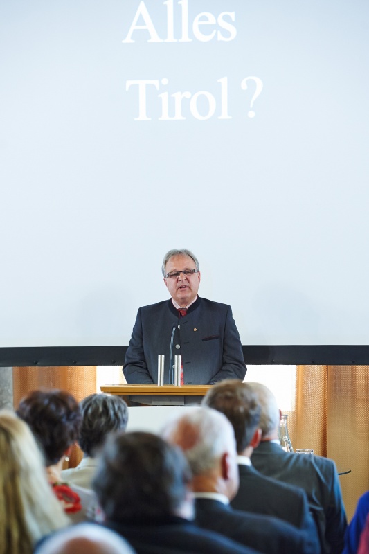 Nationalratsabgeordneter Hermann Gahr (V) am Rednerpult