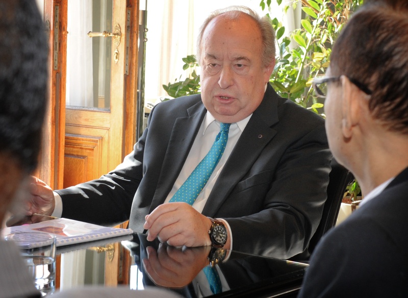Zweiter Nationalratspräsident Fritz Neugebauer (V) während der Aussprache mit dem Außenminister der Demokratischen Sozialistischen Republik Sri Lanka Gamini Lakshman Peiris