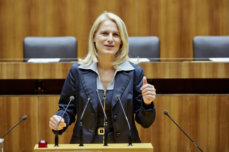 Nationalratsabgeordnete Elisabeth Grossmann (S) am Rednerpult