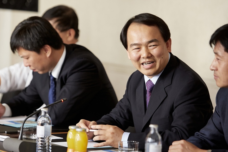 Mitglieder der chinesischen Delegation