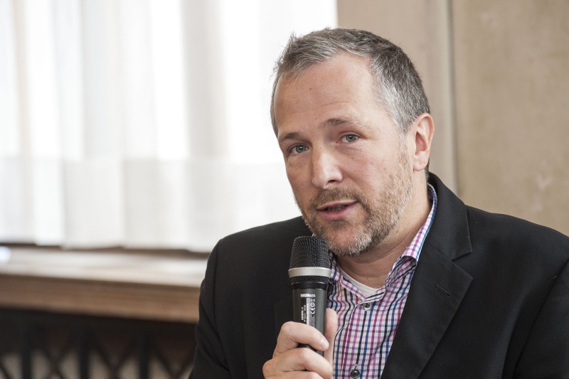 Betreiber der Informationsseite novemberpogrome1938.at Manfred Mühlmann am Wort