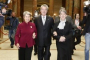 v.li.: Margit Fischer, Bundespräsident Heinz Fischer und Nationalratspräsidentin Barbara Prammer