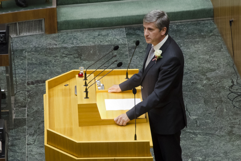 Klubobmann Michael Spindelegger (V) am Rednerpult