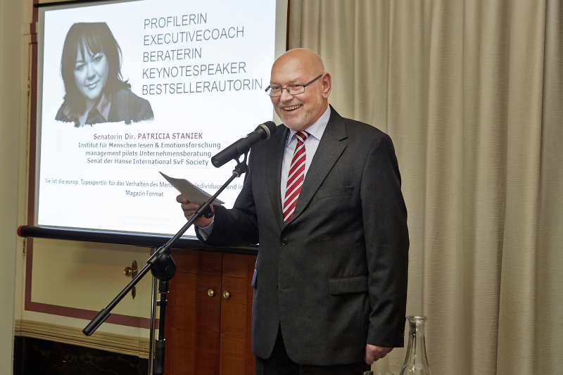 Bundesratspräsident Reinhard Todt (S) bei seiner Rede