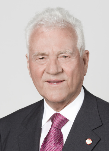 Portrait of Frank Stronach