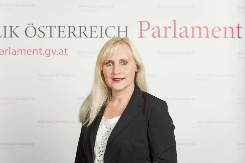 Angelika Winzig - Nationalratsabgeordnete