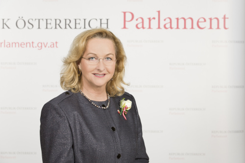 Maria Theresia Fekter - Nationalratsabgeordnete und Finanzminsterin