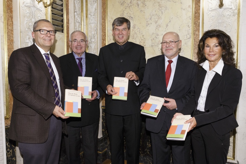 v.li.: Karl-Franzens-Universität Graz Klaus Poier, Zweiter Nationalratspräsident a.D. Heinrich Neisser, Bundesratspräsident a.D. Herwig Hösele, Bundesratspräsident Reinhard Todt und Vizepräsidentin des Verfassungsgerichtshofes Brigitte Bierlein