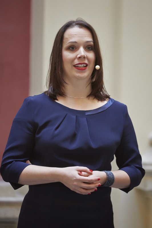 Die Geschäftsführerin des Kuratoriums Elisabeth Wasserbauer bei ihren einleitenden Worten