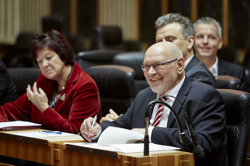 v.li.: Die Vizepräsidentin des Bundesrates Susanne Kurz (S) und Bundesratspräsident Reinhard Todt (S)