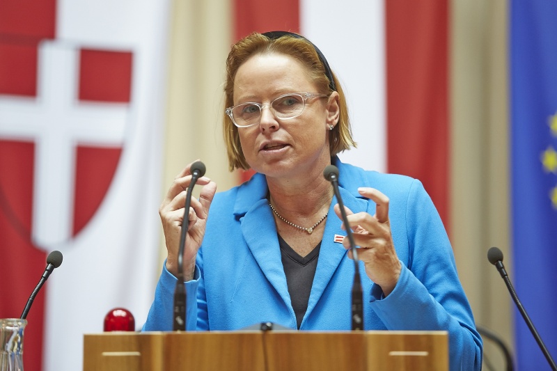 Österreich Werbung Petra Stolba am Rednerpult