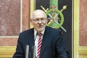 Präsident des Bundesrates Reinhard Todt bei seiner Begrüßung
