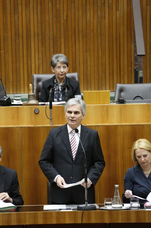 Bundeskanzler Werner Faymann bei seiner Regierungserklärung
