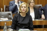Staatssekretärin Sonja Steßl (S)