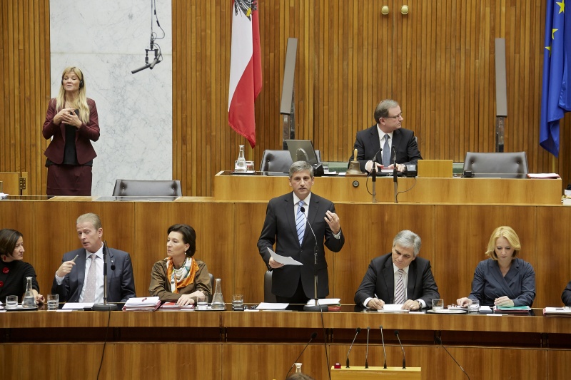 Vizekanzler Michael Spindelegger (V) am Wort