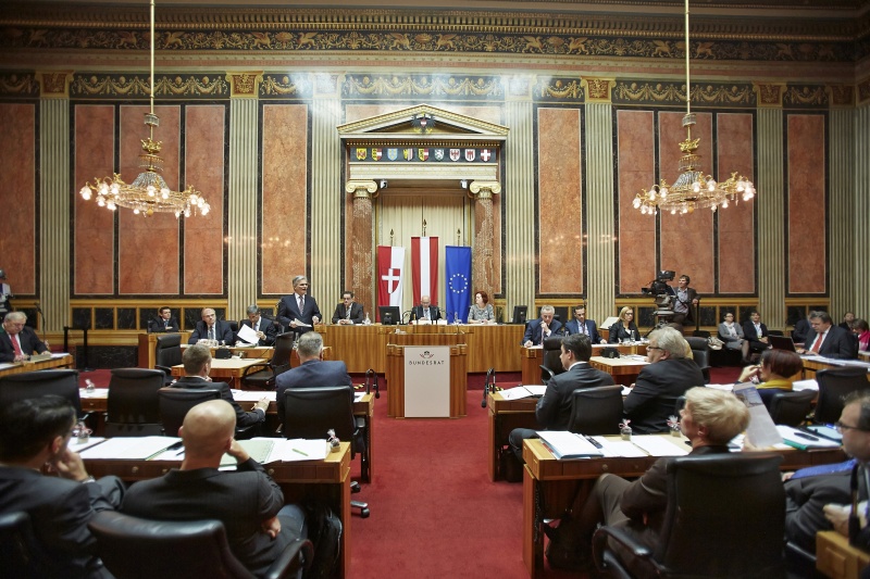 Bundeskanzler Werner Faymann (S) während seiner Ansprache an den Bundesrat