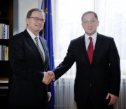 v.li.: Der Zweite Nationalratspräsident Karlheinz Kopf (V) und der georgische Staatsminister für Europäische und Euroatlantische Integration Aleksi Petriashvili
