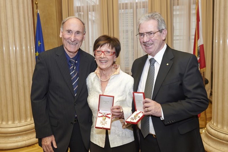 v.li. Direktor Yad Vashem European Department Arik RavOn, Generalsekretärin der Österreichischen Freunde von Yad Vashem Ulrike Schuster und Vorsitzender der Österreichischen Freunde von Yad Vashem Günther Schuster