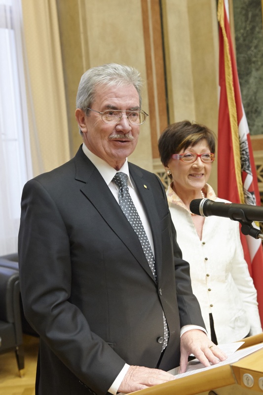 Dankesworte von Vorsitzender der Österreichischen Freunde von Yad Vashem Günther Schuster und Generalsekretärin der Österreichischen Freunde von Yad Vashem Ulrike Schuster