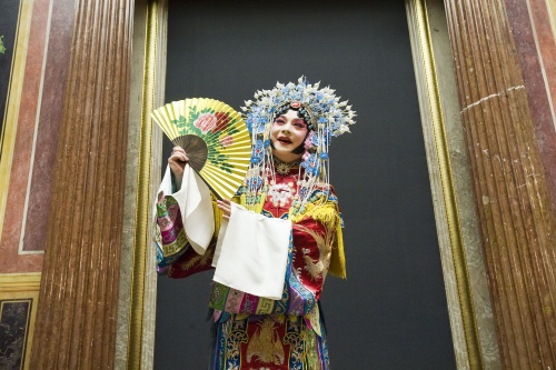 Darbietung der Peking-Opern-Künstler