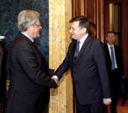v.li.: Bundesrat Stefan Schennach (S) begrüßt den Präsidenten des rumänischen Senats Crin Antonescu
