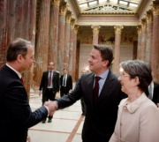 v.li: Klubobmann Andreas Schieder (S) begrüßt den Premierminister von Luxemburg Xavier Bettel und Nationalratspräsidentin Barbara Prammer (S)