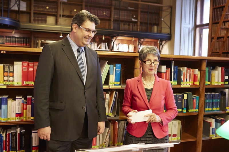 v.li.: Präsident der Israelitischen Kultusgemeinde Oskar Deutsch und Nationalratspräsidentin Barbara Prammer