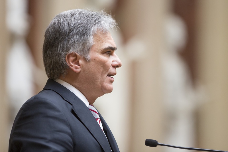 Bundeskanzler Werner Faymann (S) am Rednerpult