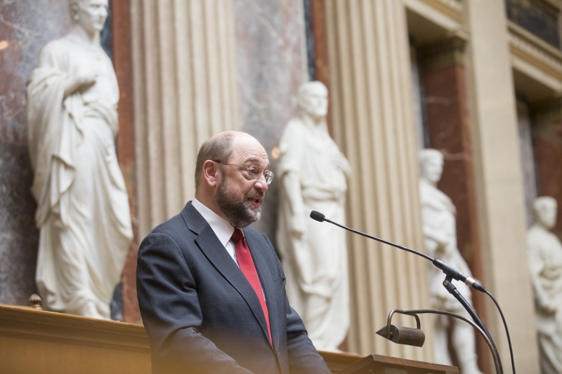 Präsident des Europäischen Parlaments Martin Schulz am Rednerpult