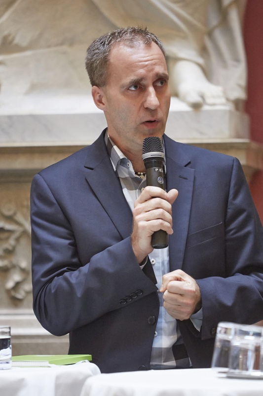 Nationalratsabgeordneter Dieter Brosz (G) bei seiner Wortmeldung