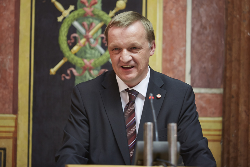Bundesratspräsident Michael Lampel (S) bei seiner Laudatio