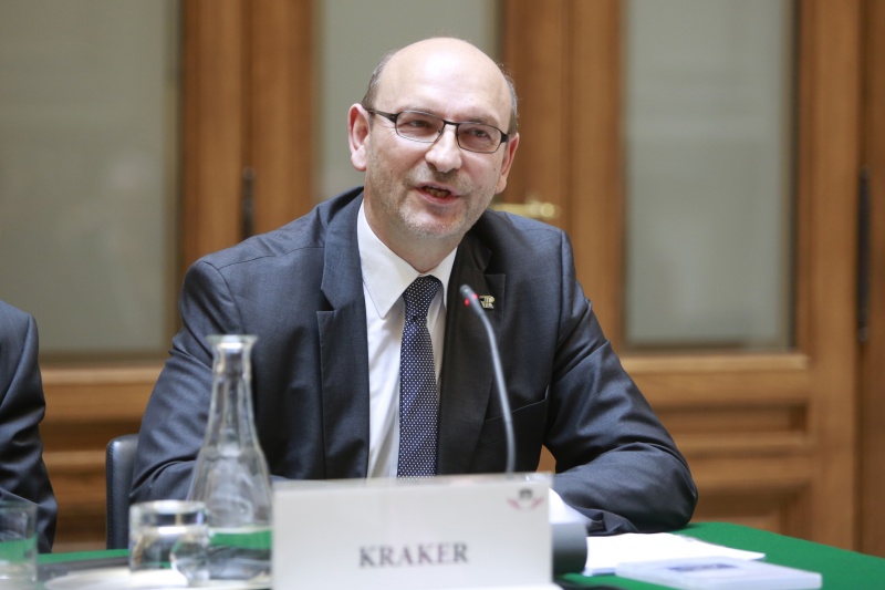 Vizerektor Norbert Kraker am Wort