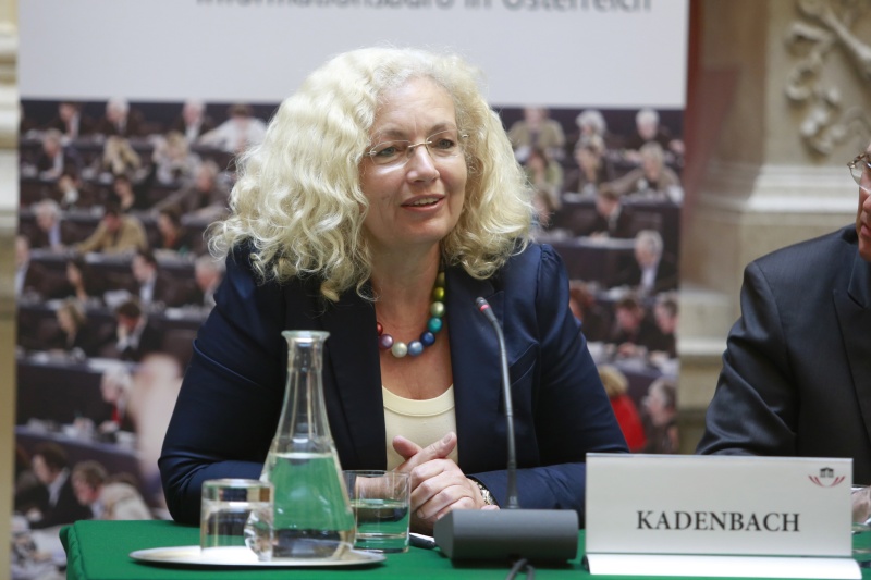 Europaabgeordnete Karin Kadenbach (S) am Wort