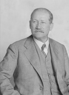 Portraitfoto von Alois Schönburg-Hartenstein