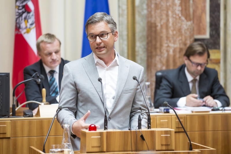 Vorstand Ökostromabwicklungsstelle Bundesrat Magnus Brunner (V) bei seinem Einleitungsstatement