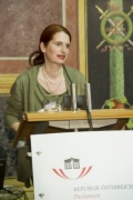 Präsentation der Ergebnisse durch NPO u. SE Kompetenzzentrum der Wirtschaftsuniversität Wien Eva More-Hollerweger