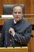 Nationalratsabgeordneter Harald Jannach (F) am Rednerpult