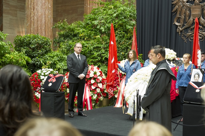 Zweiter Nationalratspräsident Karlheinz Kopf (V) bei der Verabschiedung von Nationalratspräsidentin Barbara Prammer in der Säulenhalle