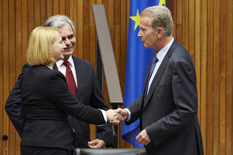v.li.: Nationalratspräsidentin Doris Bures (S), Bundeskanzler Werner Faymann (S) und Vizekanzler Reinhold Mitterlehner (V)