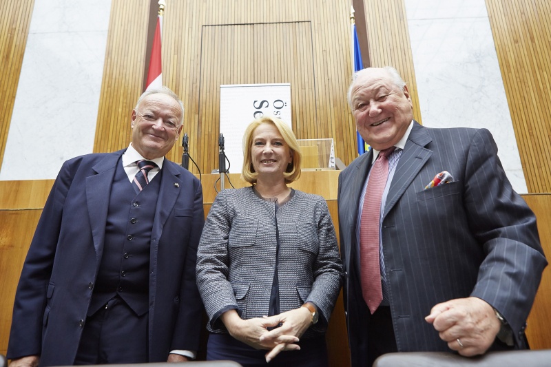 v.li.: Präsident des Österreichischen Seniorenbundes Andreas Khol, Nationalratspräsidentin Doris Bures (S) und Präsident des Österreichischen Pensionistenverbandes Karl Blecha