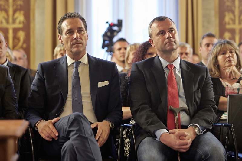 v.li. Klubobmann Heinz-Christian Strache (F) und Nationalratspräsident Norbert Hofer (F)
